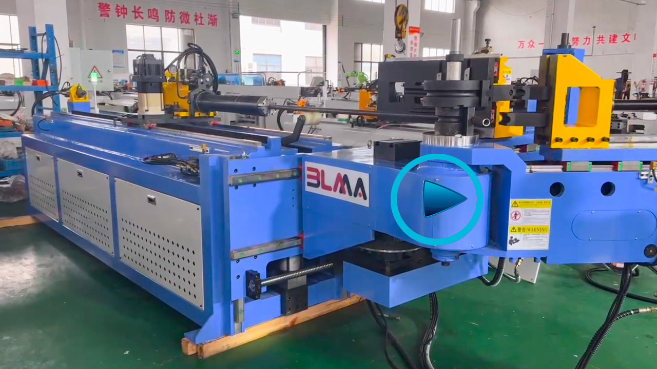 Pipe bending machine (12)