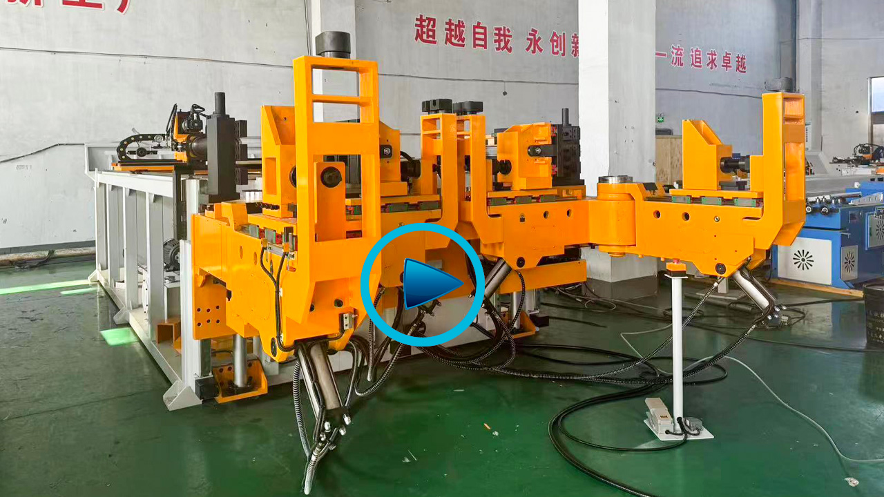 Pipe bending machine (22)